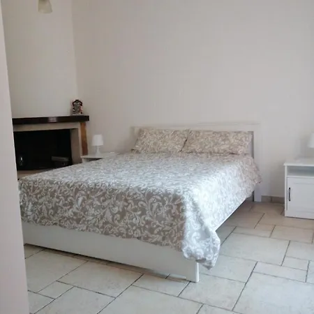 Whiteroom 홈스테이 레체